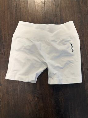 Allure White High-Waist Bike Shorts